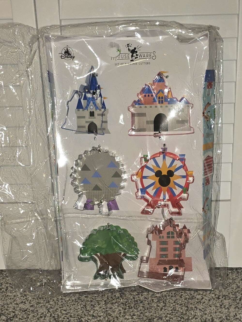 Disney Multicolor Castle & Park Cookie Cutter Set - Blue, Red, Green, Purple